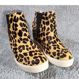 Coconuts by Matisse Lure Wedge Booties Women's Size 8M Leopard Print Cow Hair